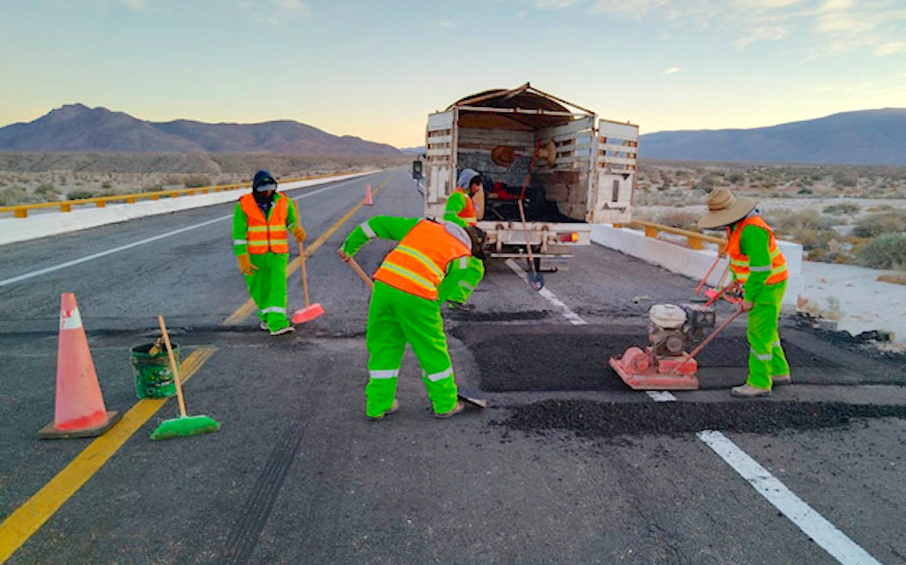 Inicia SICT mantenimiento rutinario de la carretera Transpeninsular en ...
