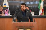 Propone el diputado Omar Torres reducir límites de velocidad a 20 km/hr en vías escolares, de hospitales y asilos