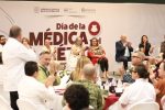 Resalta Castro Cosío la contribución de médicas y médicos al fortalecimiento del sistema de salud en BCS