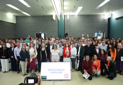 Clausura Gobernador 5° Diplomado de Democracia Familiar orientado a la paz y la convivencia