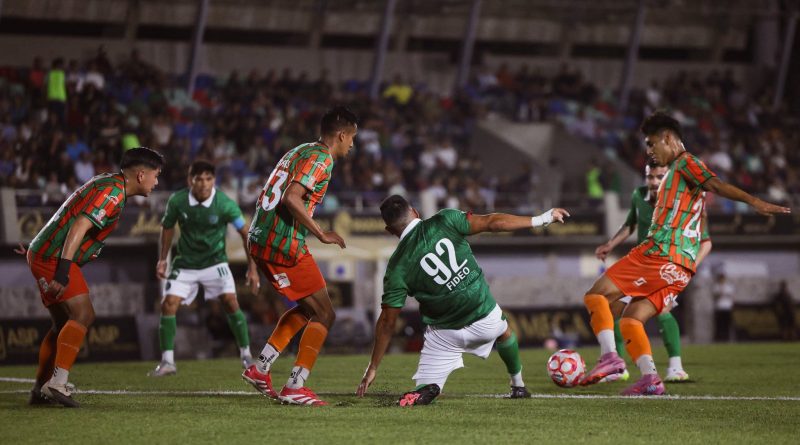 Club Atlético La Paz golea 4-0 a los Alebrijes y se afianza como sub lider