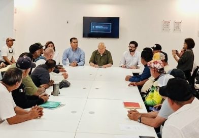 Sostiene Gobernador encuentro con prestadores de servicios turísticos de Los Cabos; acuerda reunión con Marina