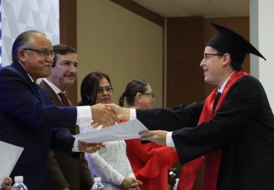 Se gradúan 190 estudiantes de la UABCS Campus La Paz