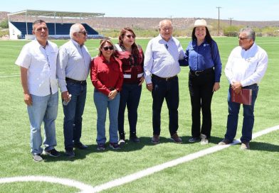 Avanza rehabilitación del campo de fútbol en San Ignacio en beneficio de sus habitantes: VMCC