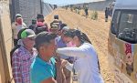 Acerca Salud BCS vacunación a familias jornaleras en la zona del Vizcaíno, en Mulegé
