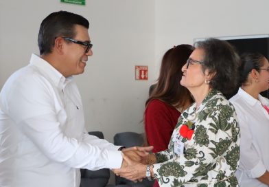 Refuerza SEDIF Casa de Día “Santa Fe” en La Paz con entrega de equipamiento