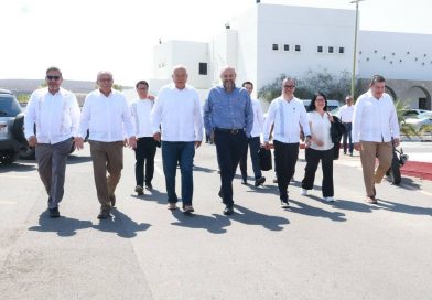 Entrega Gobernador nueva infraestructura educativa en la UABCS y pone en marcha foro sobre tecnologías digitales