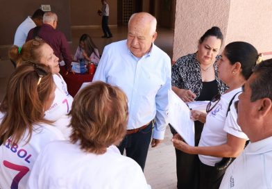 Encabeza Víctor Castro audiencias públicas en La Paz para la atención ciudadana