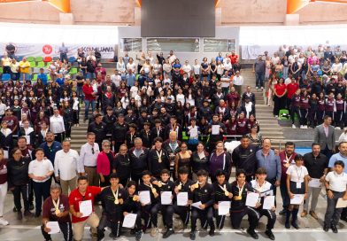 Reconoce Víctor Castro a estudiantes sudcalifornianos por su desempeño en competencias nacionales