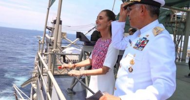 Son tiempos de definiciones, de defender la soberanía nacional: Presidenta en el Día de la Marina Nacional desde Lázaro Cárdenas, Michoacán