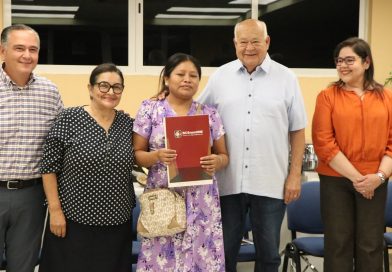 Entrega Víctor Castro 73 títulos de propiedad a familias de comunidades afromexicanas, indígenas y grupos prioritarios en Los Cabos