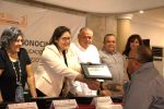 Reconoce Gobierno del Estado a personal administrativo al servicio de la educación en BCS