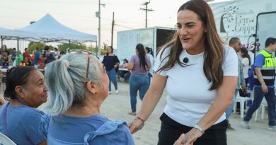 Atiende Ayuntamiento de La Paz a vecinos de El Conchalito con “Presidenta en tu Barrio”