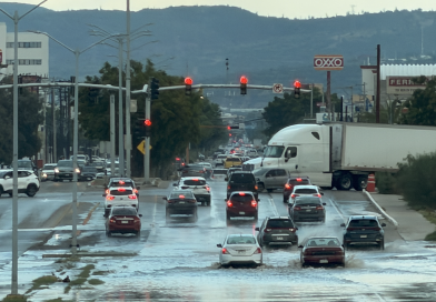 Lluvias dejan corridas de agua y apagones en La Paz; reportan viviendas afectadas en Chametla