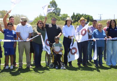 Entrega SEPUIMM cancha de fútbol con pasto sintético en San Ignacio