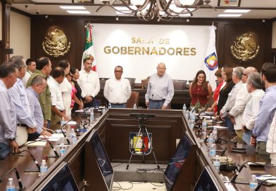Revisan Gobernador y CFE condiciones del suministro eléctrico en BCS