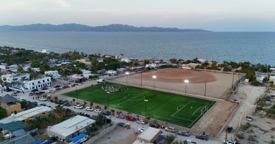 Construye Ayuntamiento de La Paz campo de fútbol en El Sargento con casi 4 mdp de recursos propios