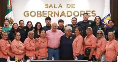 Respalda Víctor Castro trabajo de Guardianas del Conchalito por la conservación de los ecosistemas