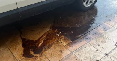 Atiende Ayuntamiento de La Paz presencia de  presunto combustible en la colonia Guaycura