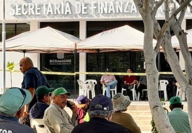 Burócratas también suspenden protesta por cercanía del huracán “Polo”