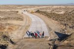 Supervisa SEPUIMM avance del 40% en la pavimentación del camino Bahía Asunción-Punta Prieta