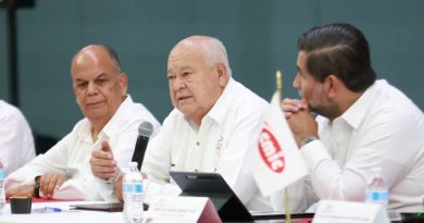 Participa Castro Cosío en tercera sesión del Consejo Directivo Nacional de la CMIC