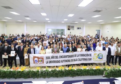 Más de 200 nuevos profesionistas egresan de la UABCS