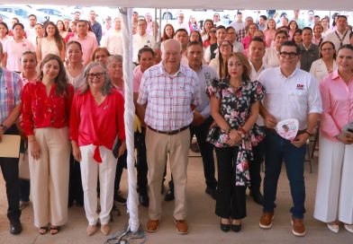 Conmemora Víctor Castro lucha contra el cáncer de mama y destaca acciones para su detección temprana en BCS