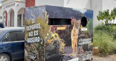 Ayuntamiento de La Paz reinstala contenedor de reciclaje en Todos Santos