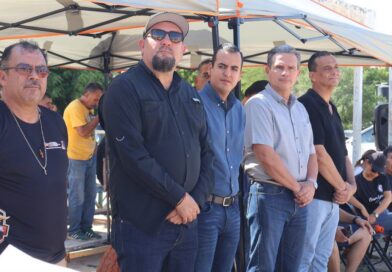 Anuncia Gobierno del Estado inversión conjunta para empastar el campo de fútbol del SNTE en BCS