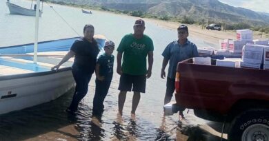 Ayuntamiento de Loreto lleva apoyos alimentarios a familias de Tembabiche