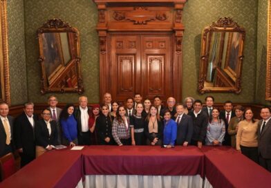 Participa Víctor Castro en reunión nacional; acuerdan agilizar trámites de vivienda y fortalecer IMSS-Bienestar en BCS
