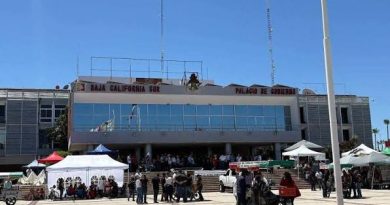 Entregarán 500 nuevas plazas al sector educativo de BCS; suman mil en dos paquetes